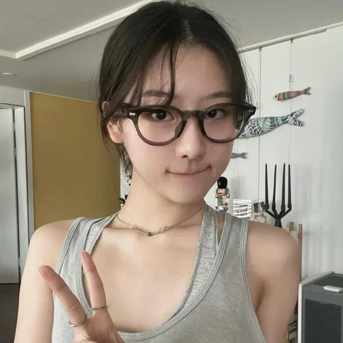 导演 奥利维亚·纽曼