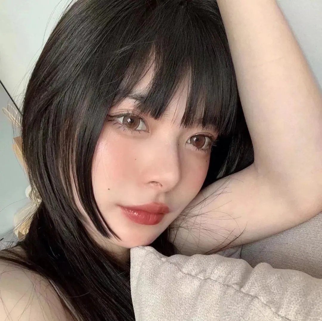 正在缩小的男人